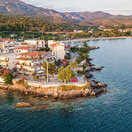 Magda Rooms "Sea View" Neos Marmaras Buitenkant foto