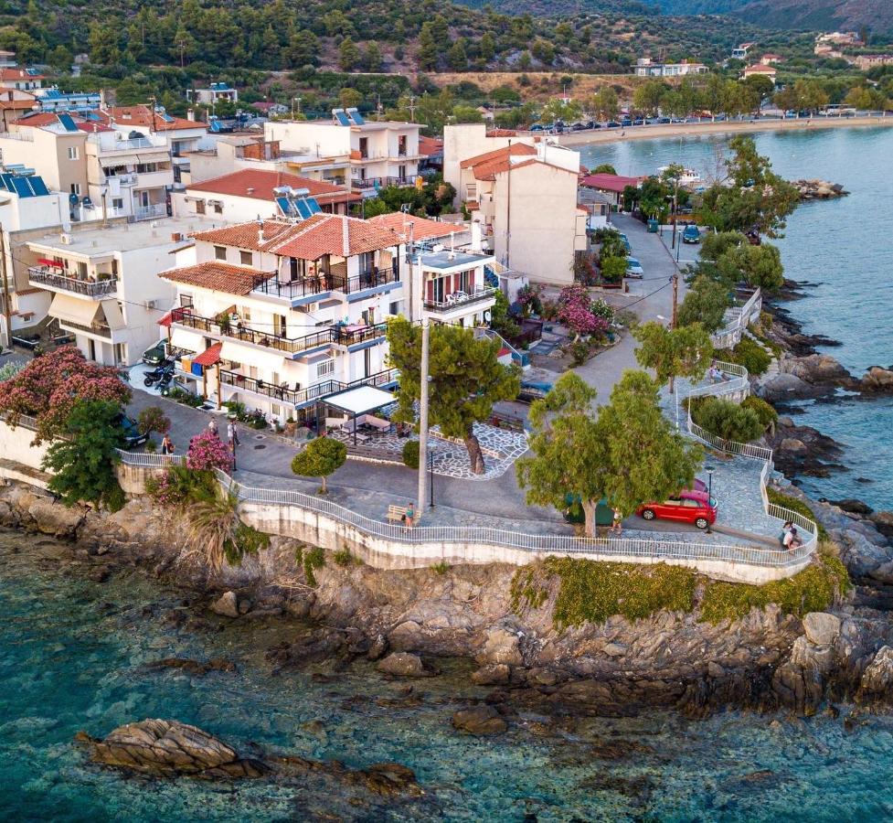 Magda Rooms "Sea View" Neos Marmaras Buitenkant foto